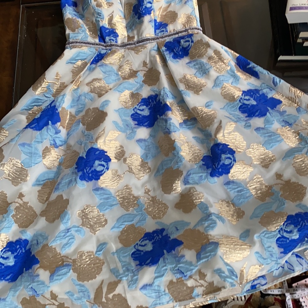Nicole Miller New York Floral Jacquard Midi Dress - Picture 9 of 14